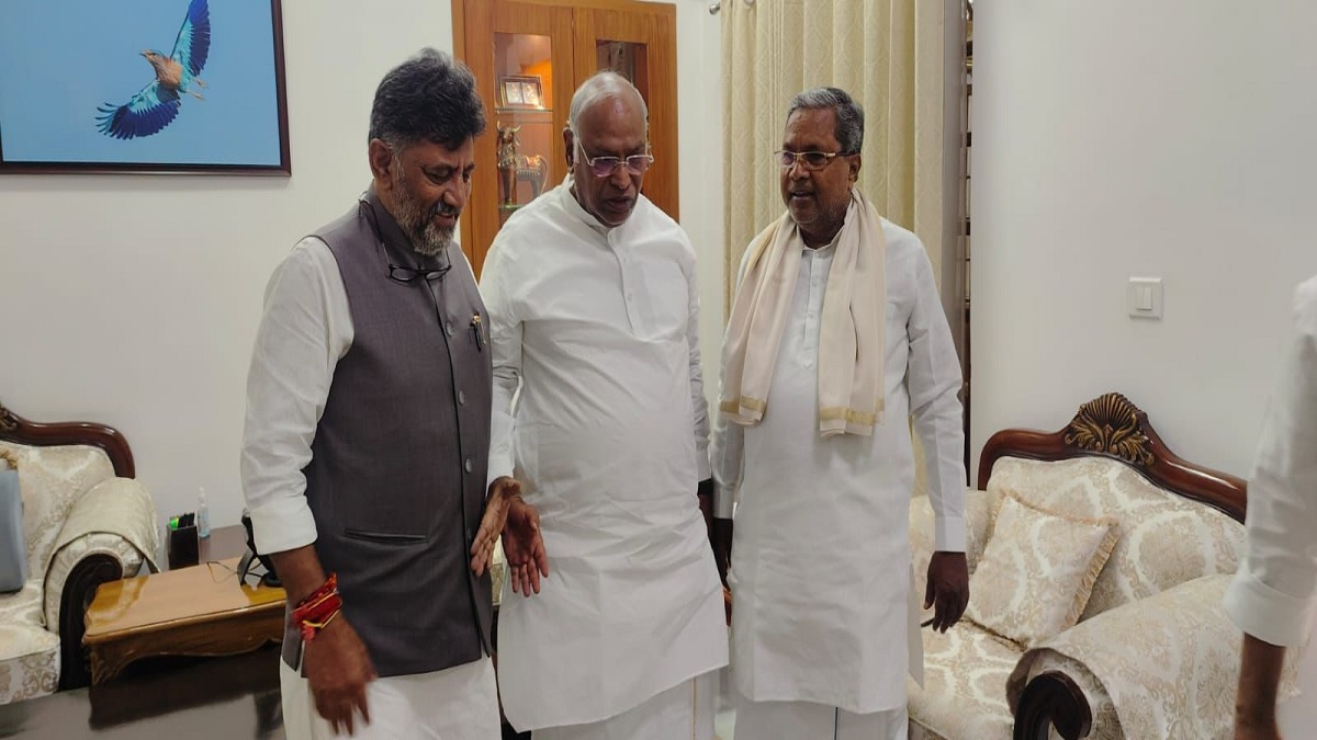 'Congress Party Will Work As A Family...': Siddaramaiah's First ...