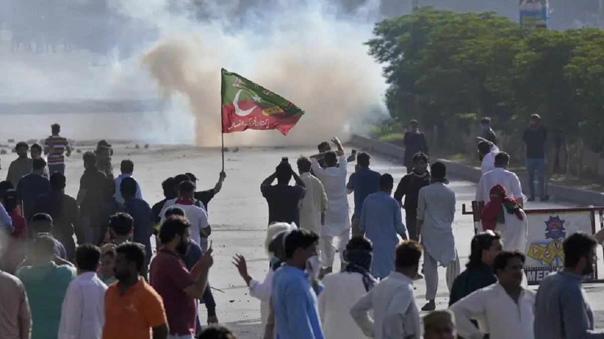 Pakistan: 16 people killed in clash between 2 tribes in Kohat region | Details