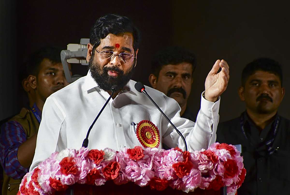 Eknath Shinde-led Shiv Sena MLAs To Meet Today To Discuss Speaker's ...