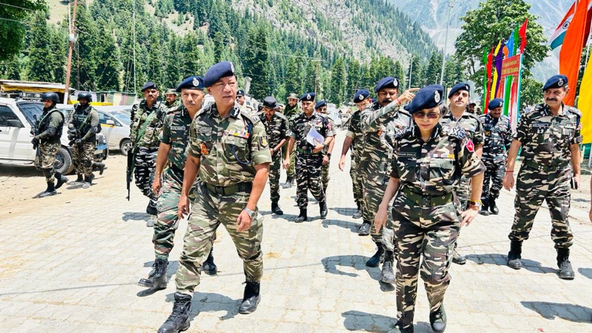 Amarnath Yatra Dg Crpf Reviews Security Arrangement Disaster