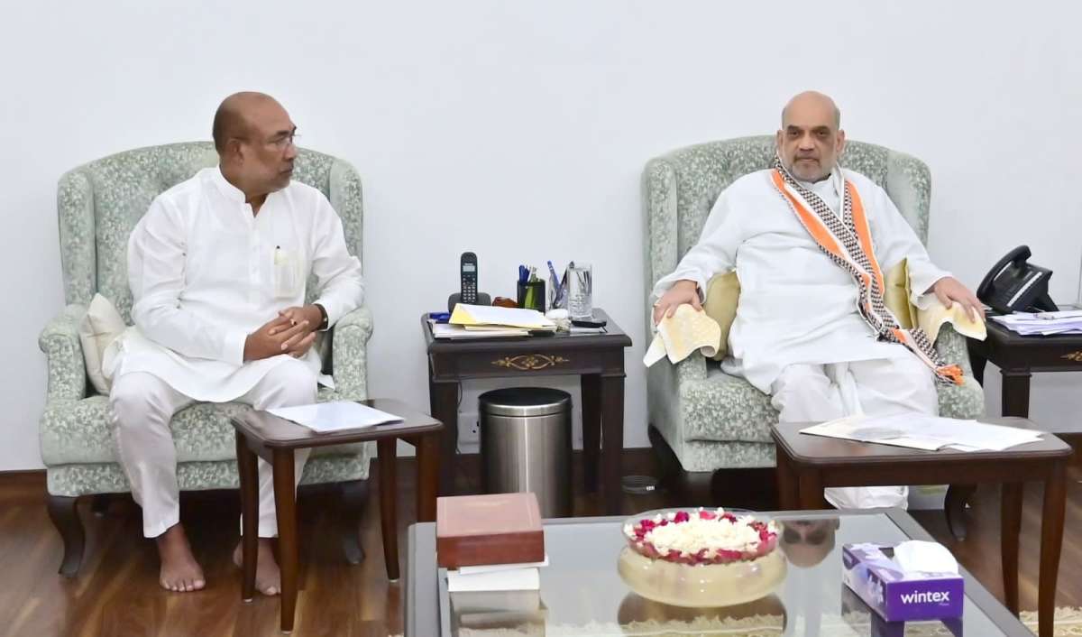 Manipur CM calls on Amit Shah in Delhi, briefs about evolving situation in violence-hit state