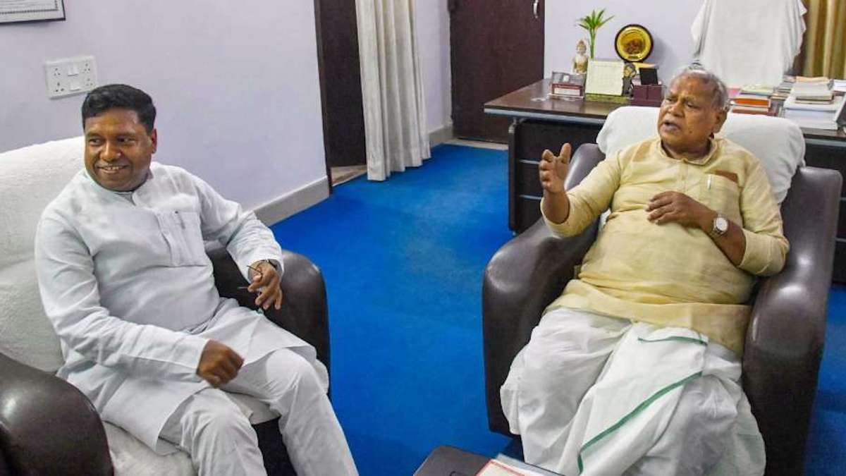 Setback for Nitish ahead of key Oppn meet as Jitan Ram Manjhi meets Amit Shah in Delhi, may join BJP-led NDA