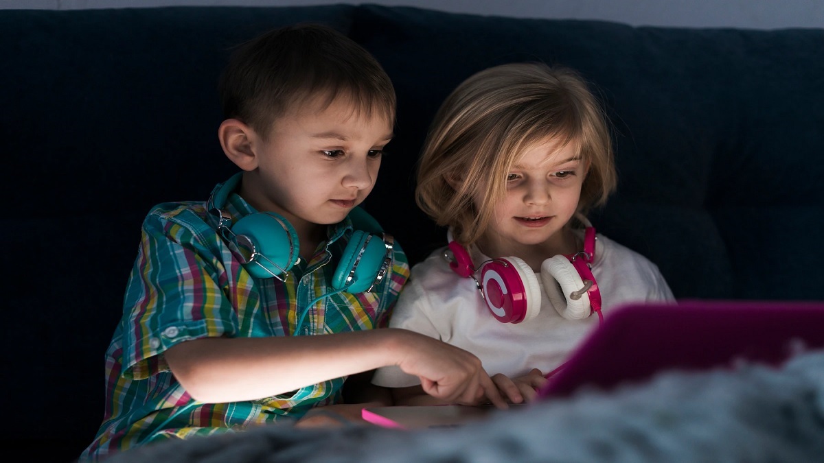 A survey of 2,000 <b>children</b> aged 2 to 12 in the US was conducted online to g...