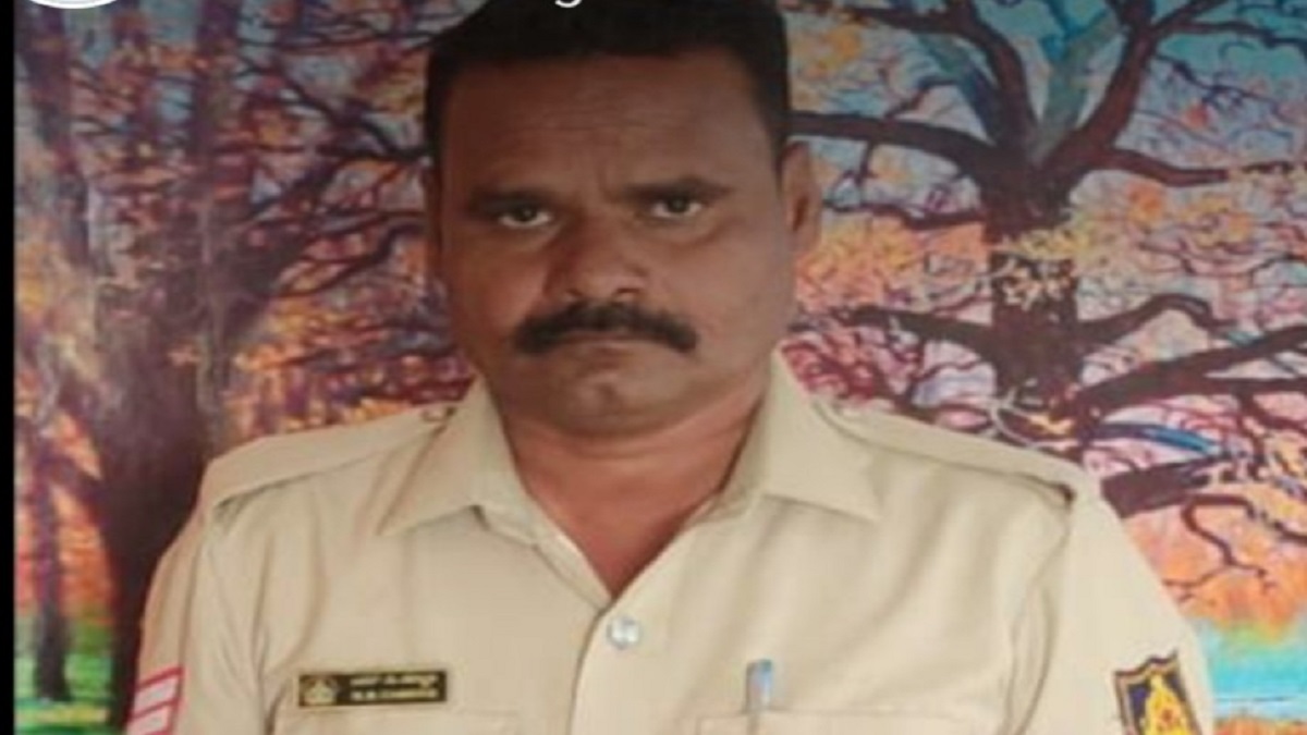 Karnataka: Police constable on duty killed by sand mafia in Kalaburagi