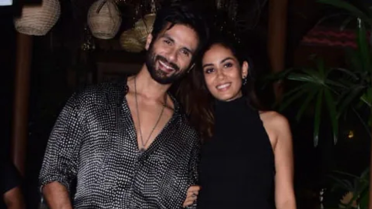 Shahid Kapoor-Mira Rajput give major couple goals as they share vacation photos from Greece. See