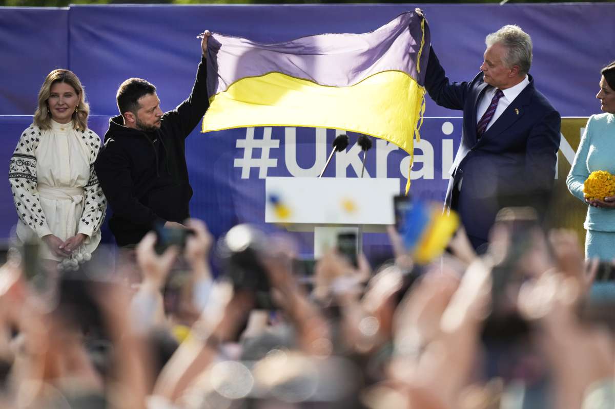 Zelenskyy's desperate call at Vilnius: 'NATO will give Ukraine security. It will make Alliance stronger'