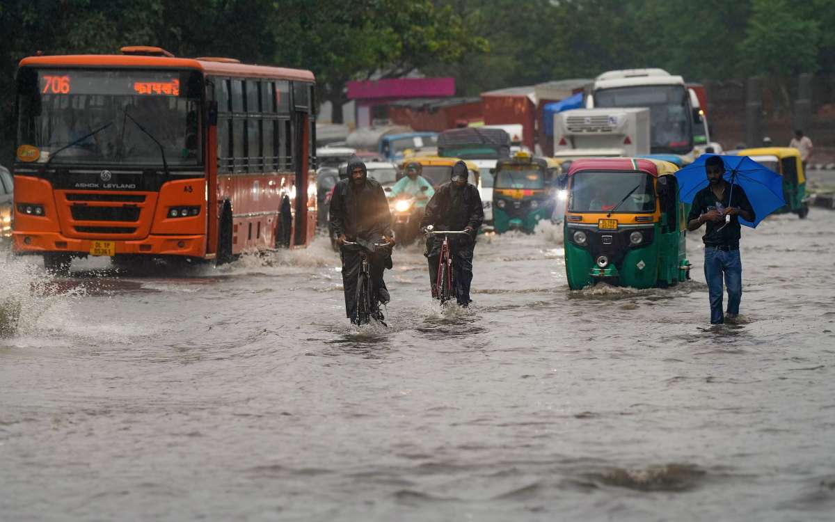 Delhi floods Highlights: Incessant rainfall leads to waterlogging, floods as Yamuna swells