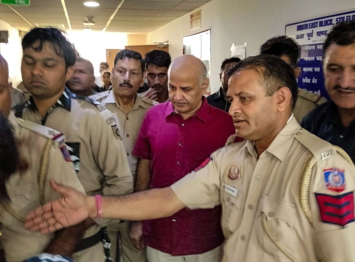 Delhi liquor scam case: No bail for Manish Sisodia today, court reserves decision for April 30