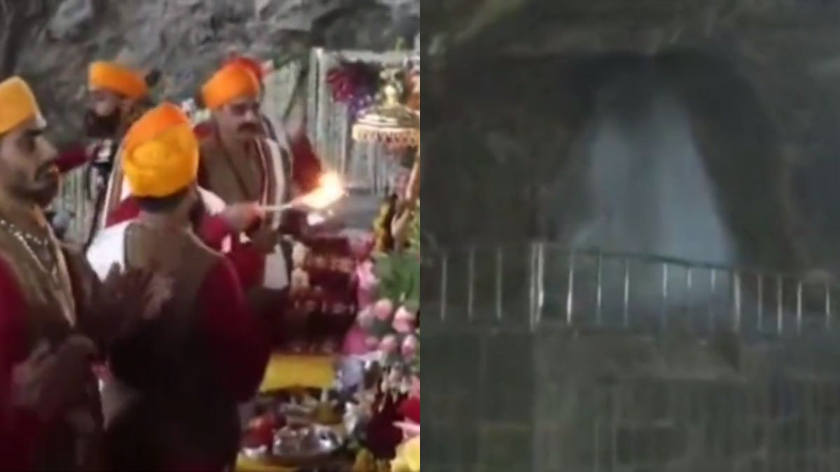 Amarnath Yatra 2023: First glimpse of 'aarti' at Baba Barfani | Mesmerizing video