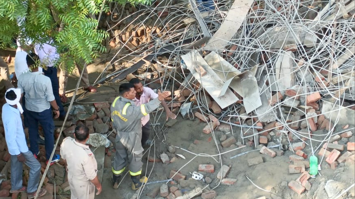 Uttar Pradesh: Four people of a family killed after portion of ceiling collapses in Bulandshahr