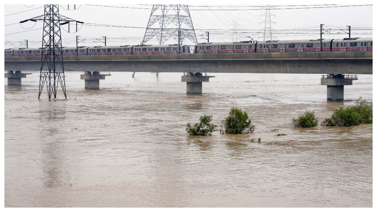 Delhi flood: DMRC opens entry-exit gates of Yamuna Bank Metro station after 3 days