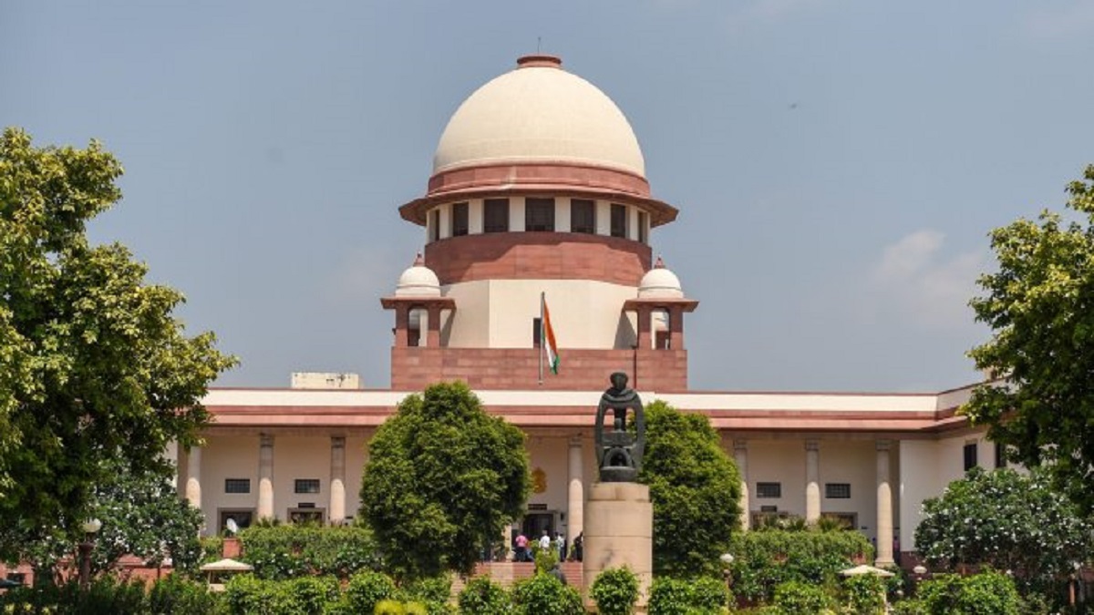 Supreme Court to hear Uddhav Thackeray's plea against ECI order on Shiv Sena name, symbol on July 31