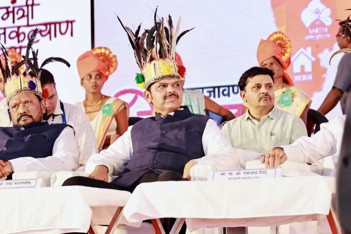 Maharashtra: It's a 'trishul' of development now, says Fadnavis on Ajit ...