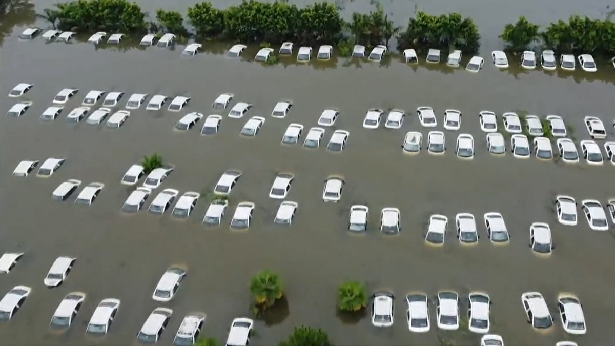 Watch drone visuals: Cars submerged in Greater Noida's Ecotech 3 due to rise in Hindon water level