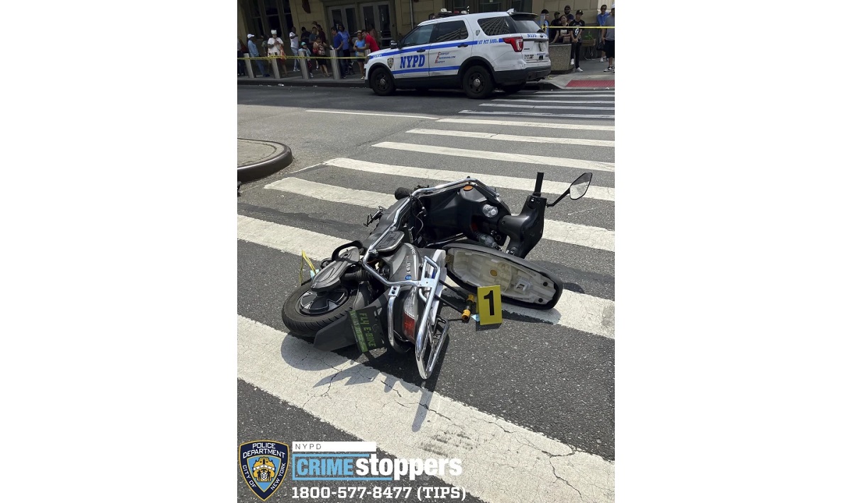 US: Gunman randomly firing shots on scooter kills 87-year-old, injures 3 others in New York