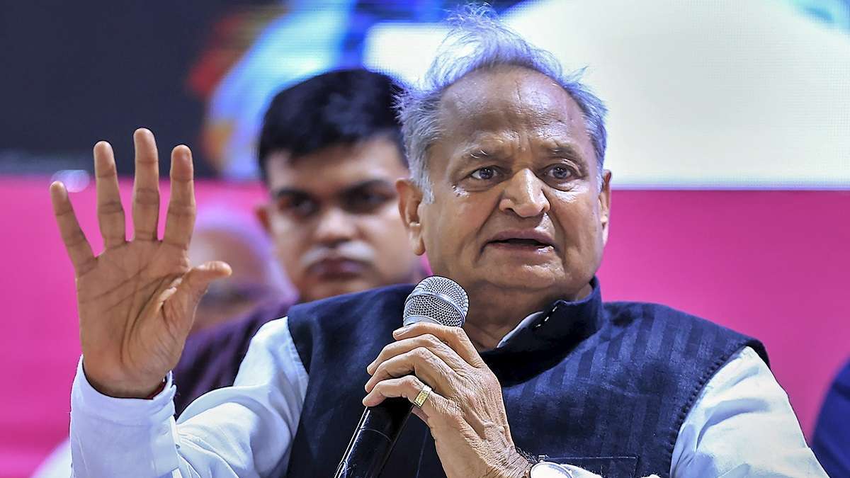 Ashok Gehlot big statement says will stay with Rajasthan politics Rahul