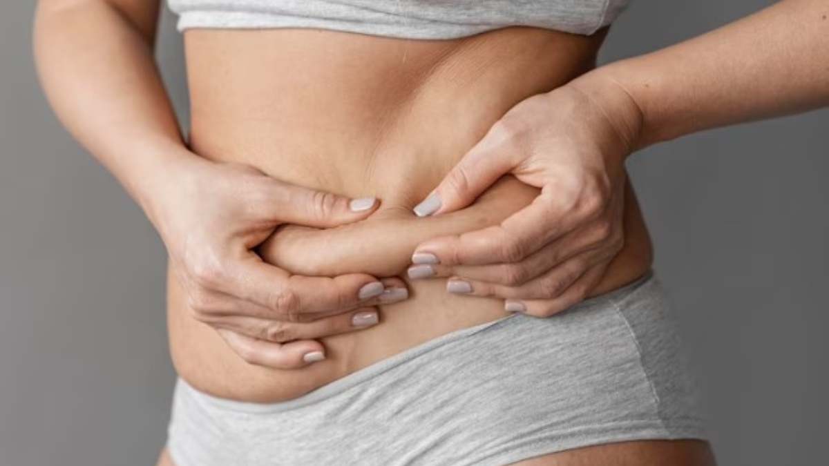 Berries to Greek yogurt 7 food items which helps in reducing belly fat India TV