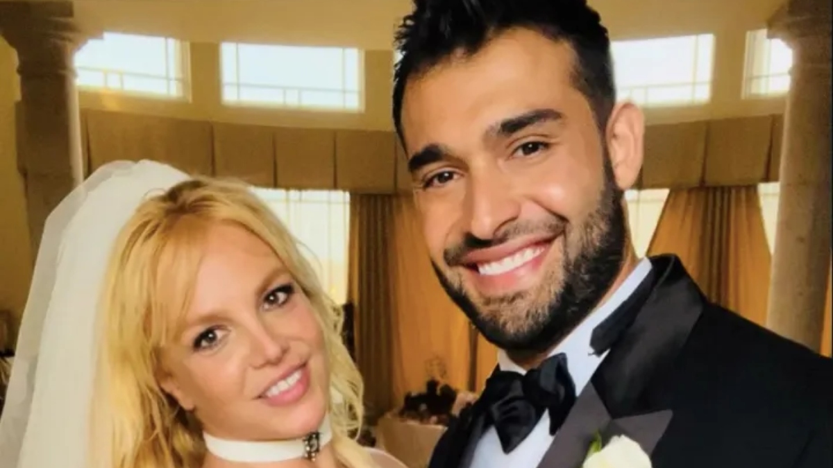 Britney Spears and Sam Asghari unfollow each other on Instagram amid divorce