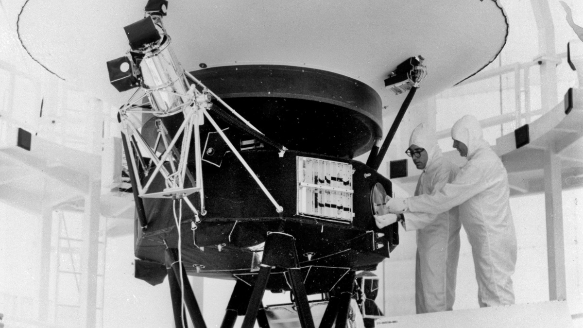 End of 46-year-old mission? NASA loses contact with Voyager 2 after sending wrong command – India TV