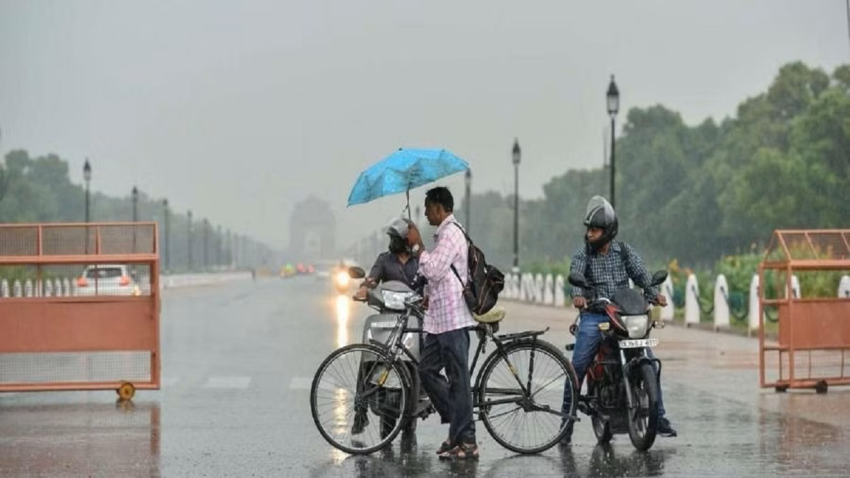 light rains for next 4 days in national capital IMD Delhi weather