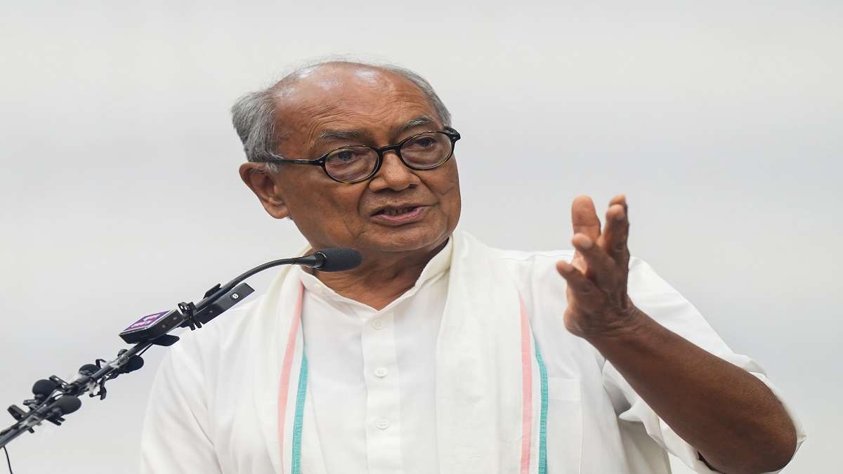 'Will not ban Bajrang Dal because...', says Congress leader Digvijaya Singh | READ