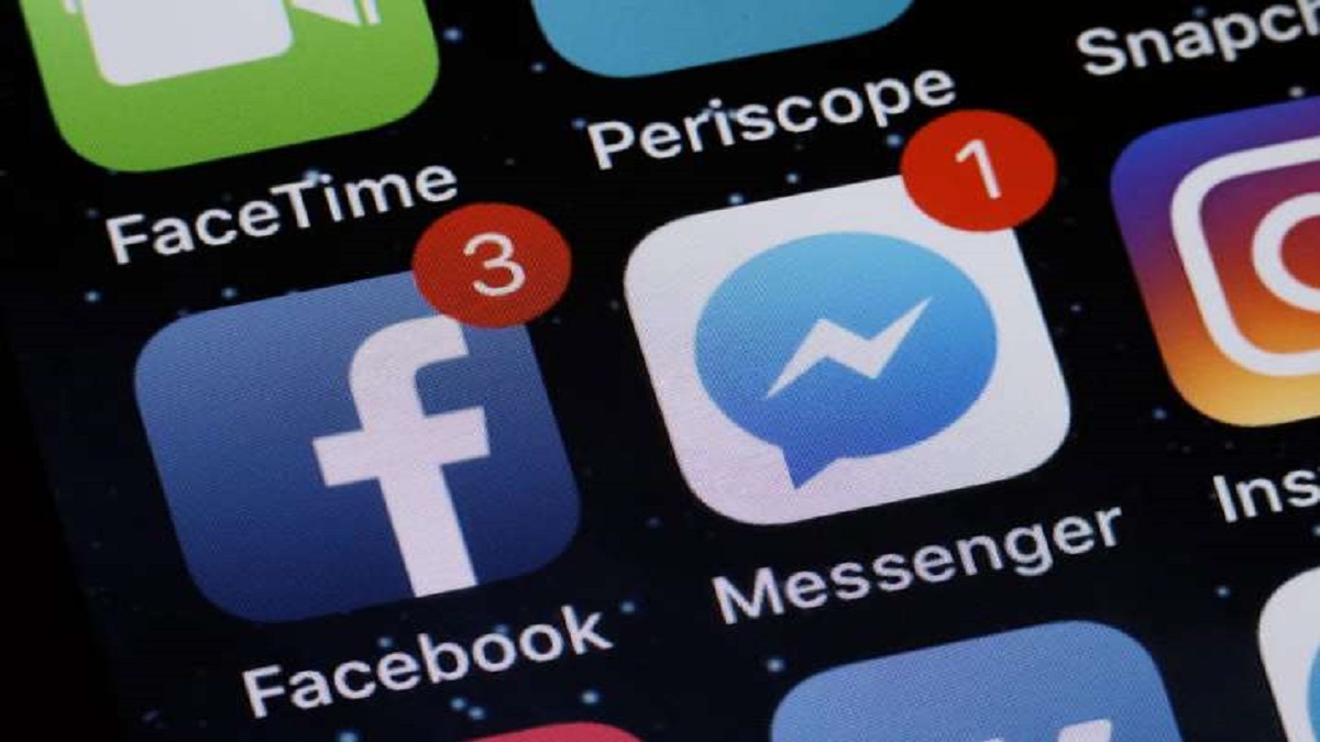 New Facebook Messenger & Voice App to end SMS text? - Transl8it!