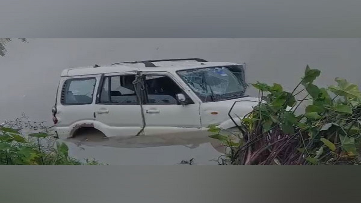 Bihar: Five dead after car plunges into 15-feet-deep canal in Chhapra