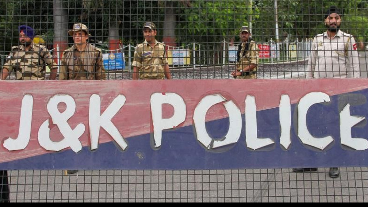 Jammu and Kashmir: Govt employee chargesheeted for duping man of Rs 3 lakh in Budgam