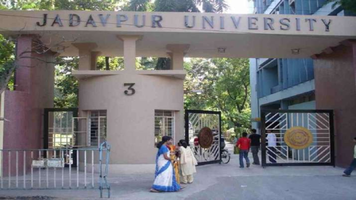 West Bengal: Jadavpur University teachers to hold emergency meeting to discuss student's death