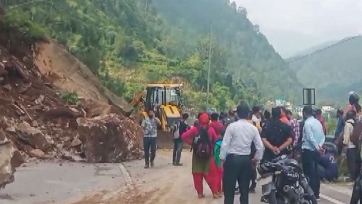 Uttarakhand: Two siblings killed, one injured in landslide in Gaurikund