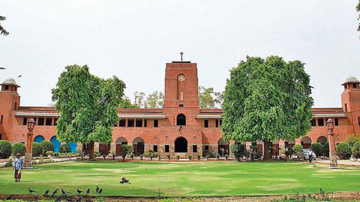 Supreme Court dismisses DU's plea, allows St Stephen's to retain 85-15 admission formula