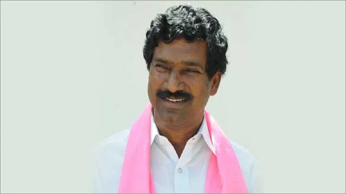 Thatikonda Rajaiah, ex-Telangana Deputy CM, breaks down in public after denied BRS ticket in upcoming election