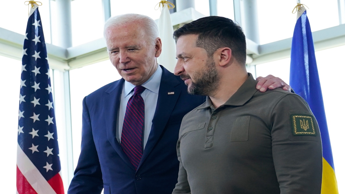 US President Joe Biden with Ukrainian counterpart Zelenskyy