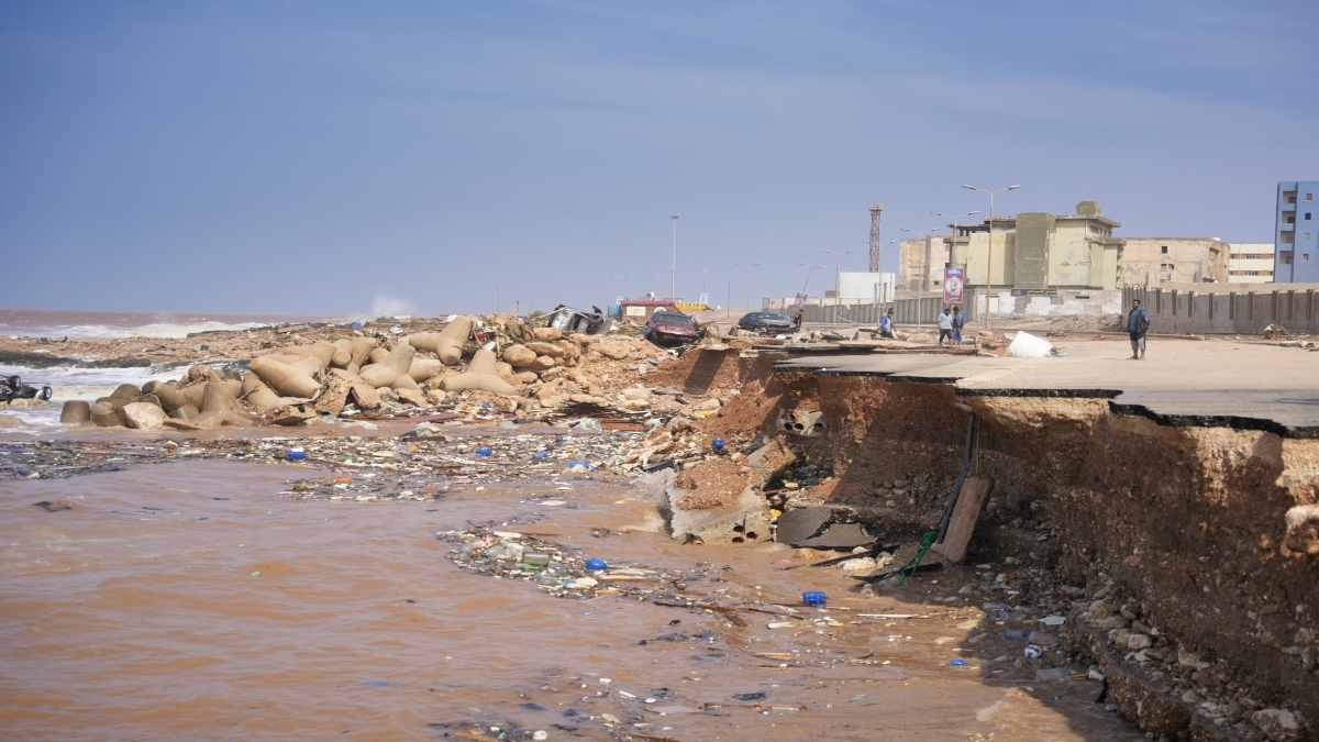 Eastern Libya flooding: 2,000 feared dead, PM Hamad announces three-day mourning