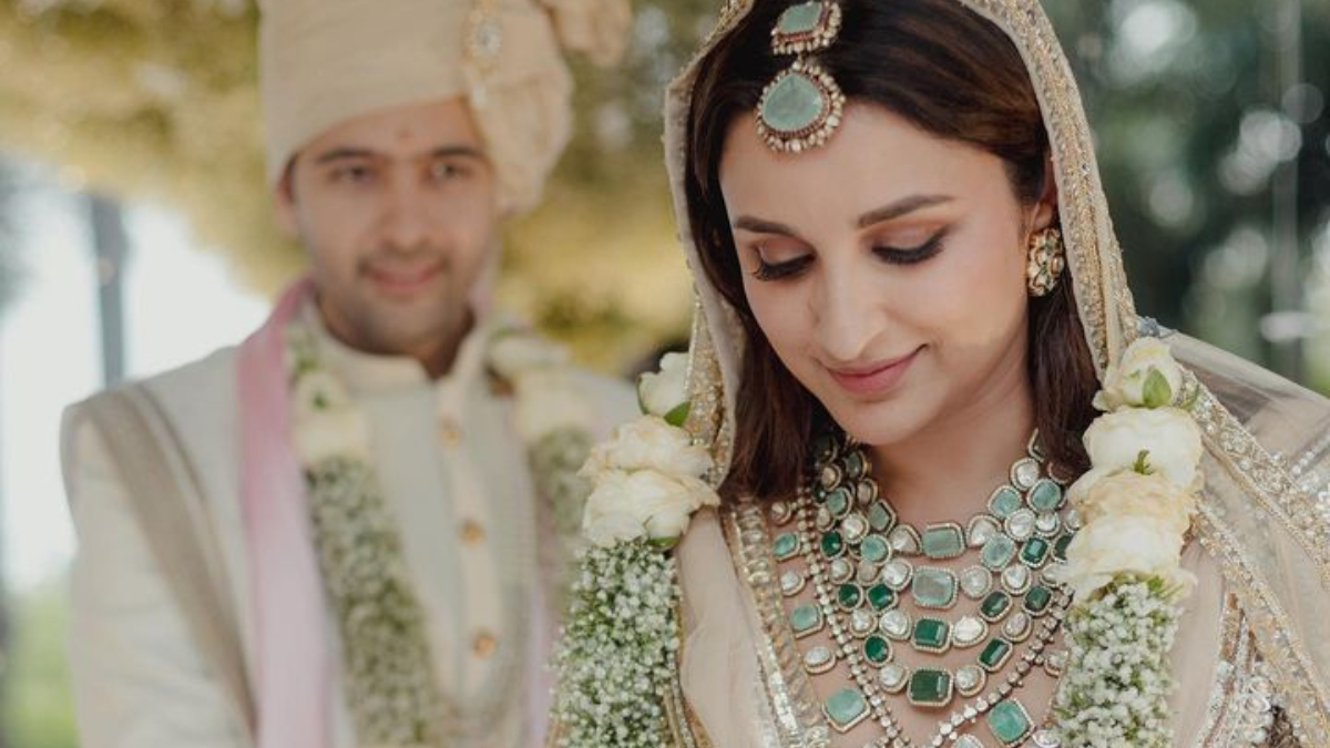 Breaking down Parineeti's bridal outfit and wedding jewelry