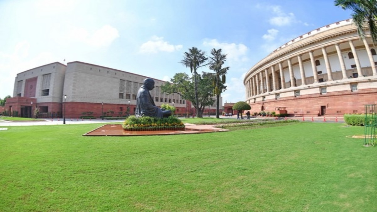 Rajya Sabha, Lok Sabha to meet in new Parliament building today, Birla asks MPs to avoid organised disruptions