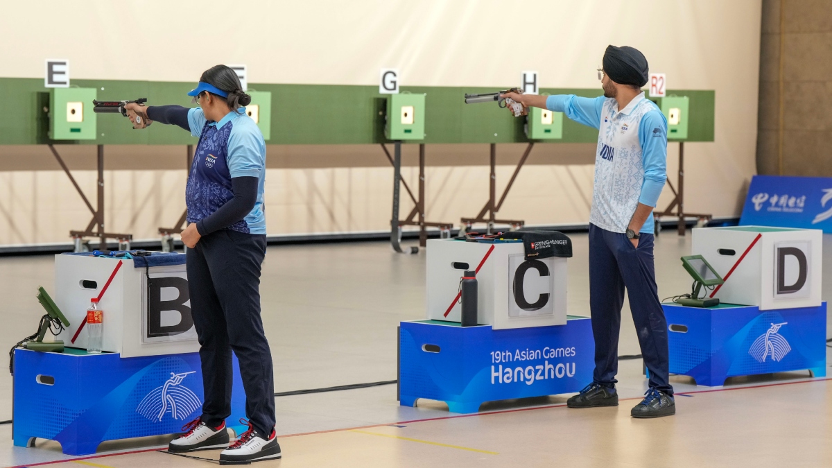 Asian Games 2023: Sarabjot Singh, Divya Thadigol settle for team Silver in 10m air pistol