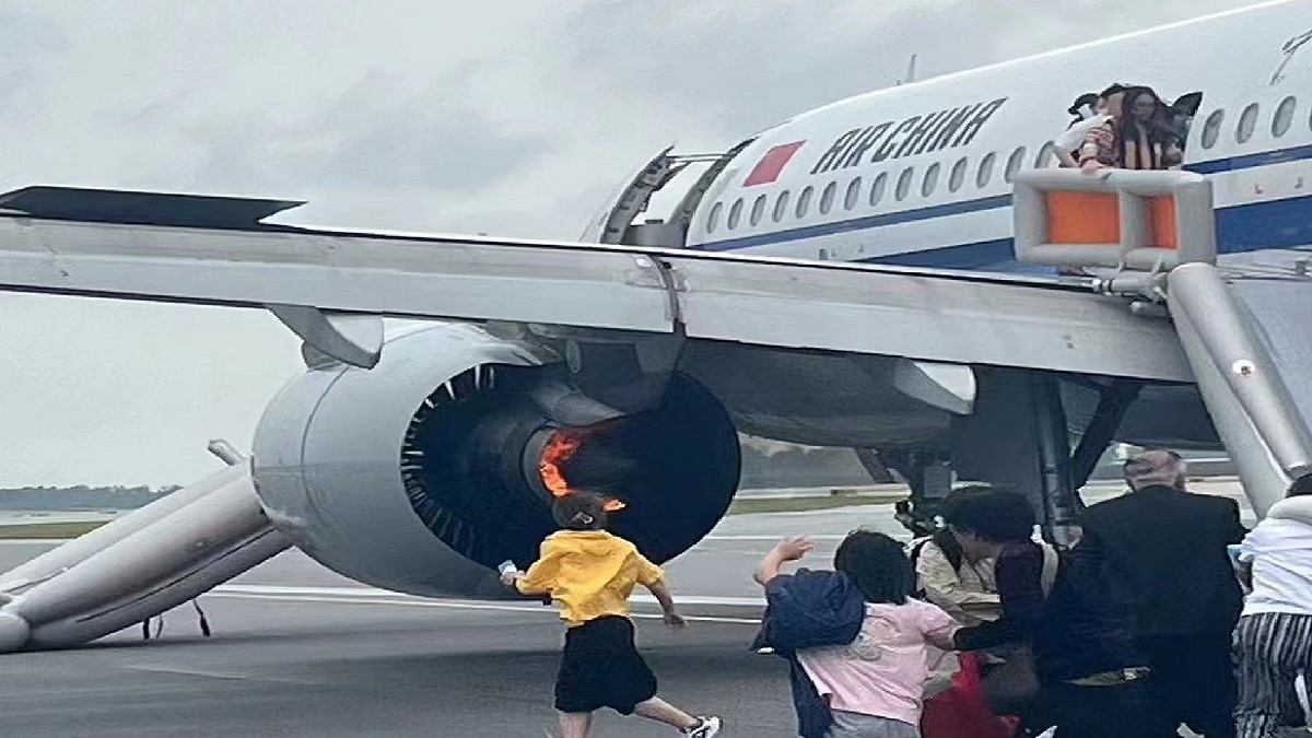 Singapore: Air China plane makes emergency landing after its engine catches fire, nine injured | VIDEO