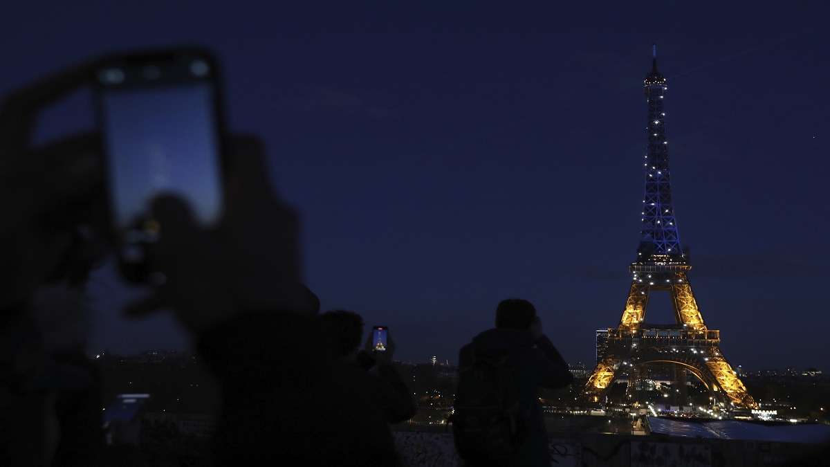 Morocco earthquake Eiffel tower goes dark to pay tribute 2000 victims latest updates VIDEO Richter Scale High Atlas