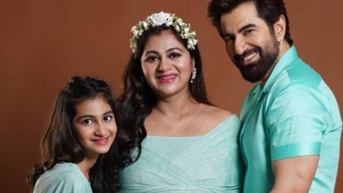 Nusrat And Jeet Xxx Video - Bengali actor Jeet to welcome second child with Mohna; Mimi Chakraborty,  Nussrat Jahan shower love â€“ India TV