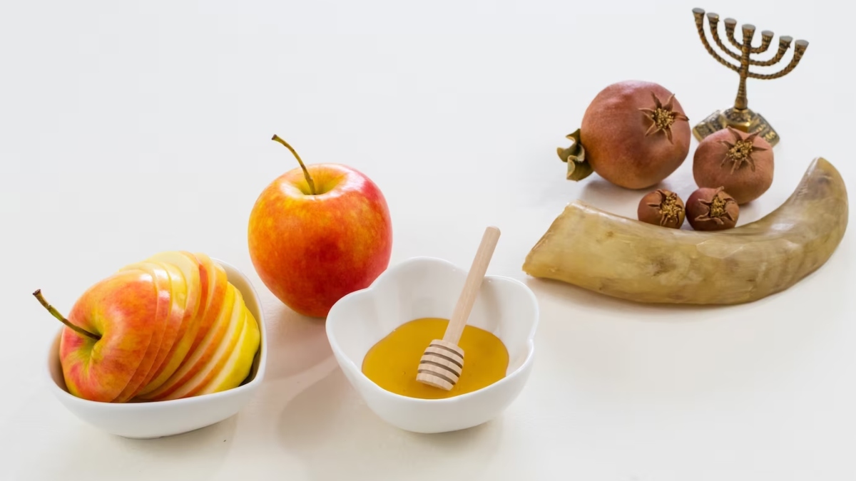 Rosh Hashanah 2023: When is Jewish New Year? Know dates, traditions, food and more