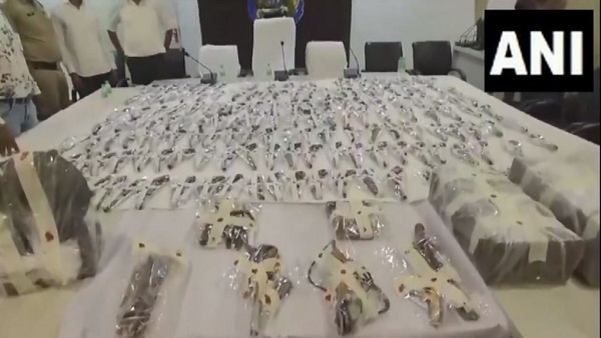 Madhya Pradesh: Three held, arms and ammunition recovered as police bust interstate arms gang in Dhar