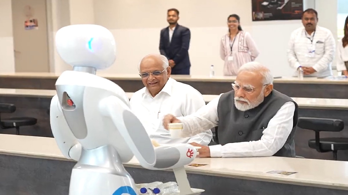 Gujarat: Robot serves tea to PM Modi, CM Patel at exhibition in Ahmedabad | WATCH