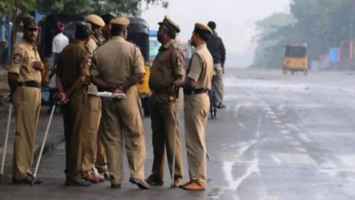 Tamil Nadu: Four of family hacked to death in Tiruppur; BJP workers hold protest