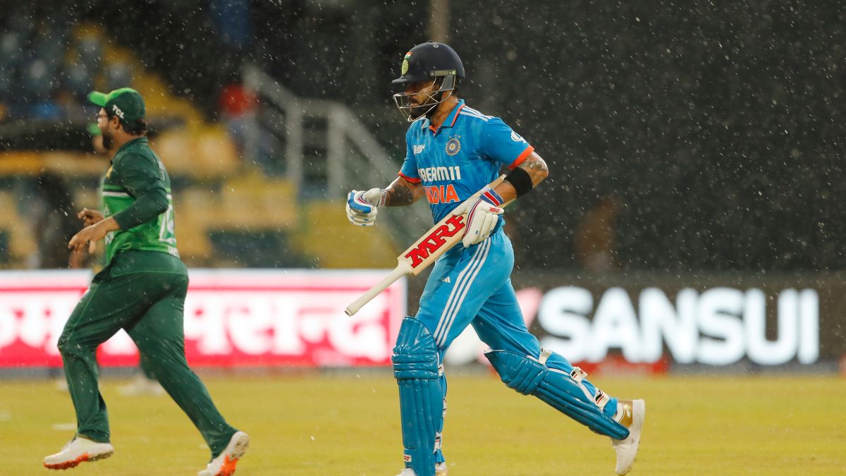 What happened in today’s crucial India vs Pakistan Super 4 clash at rain-hit R Premadasa Stadium in Colombo?