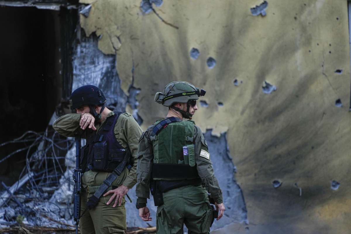 Israeli security forces on the battleground.