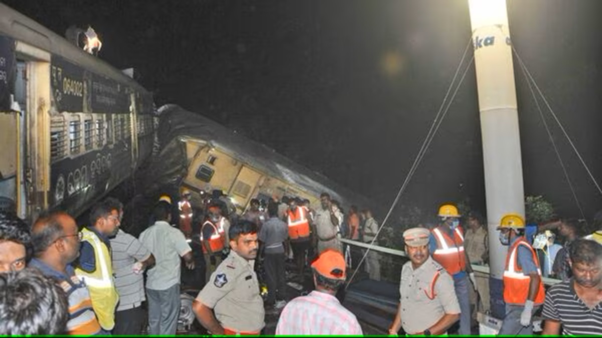 Andhra Pradesh train accident derailment of bogies in Vizianagaram district rescue operation underway