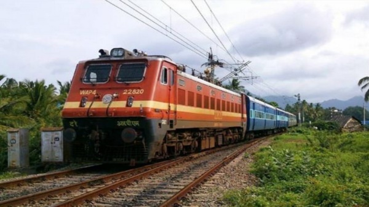 UP: Drunk passenger urinates on elderly couple in moving train; booked