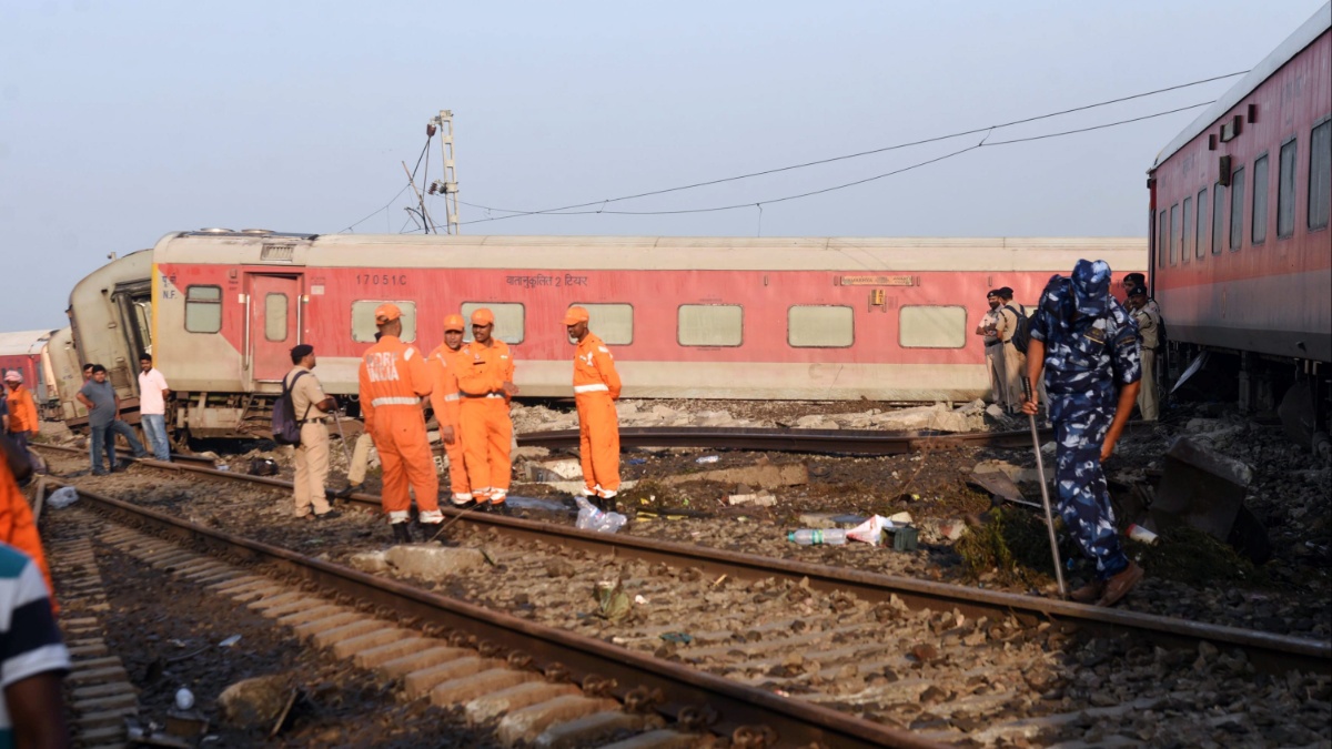 Bihar train accident disrupts rail traffic, several trains including Rajdhani Express affected | DETAILS