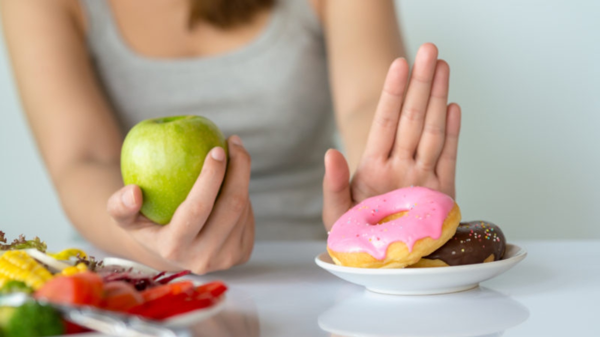 Weight loss: 5 ways to stop cravings for junk food and sugar